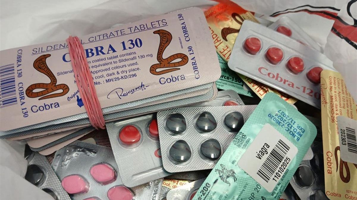 Prodejce na folmavské tržnici nabízel nelegální viagru